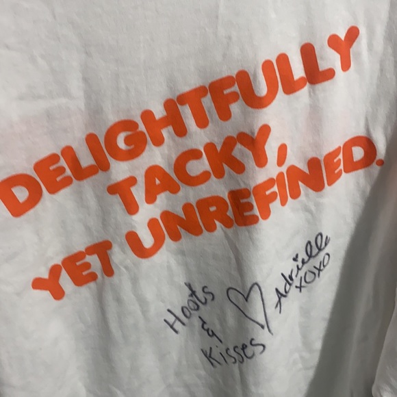 Hooters Lansing MI 3XL Tee signed+stretch reversible Beanie - Picture 3 of 13